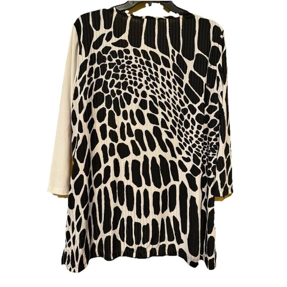 Serengeti Women's 100% Cotton Animal Print 3/4 Sleeve Stretch Blouse size XL - Picture 2 of 3